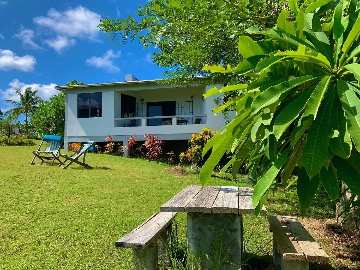 Sea Cliff Eco-Cottages & Gin Distillery Calibishie Hébergement de vacances